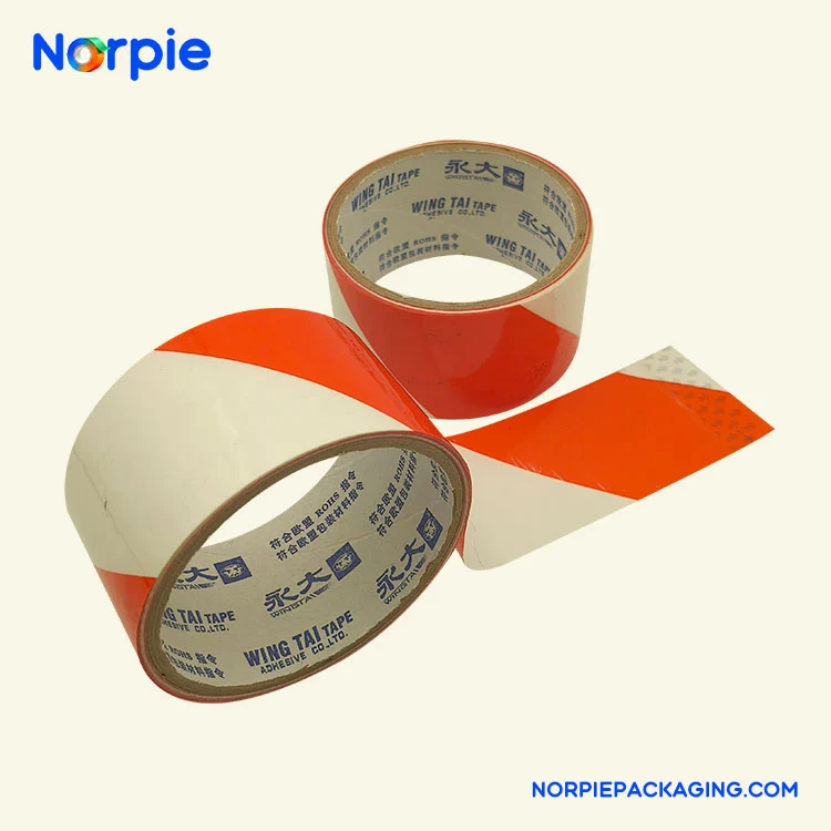 Punainen ja valkoinen varoitusnauha